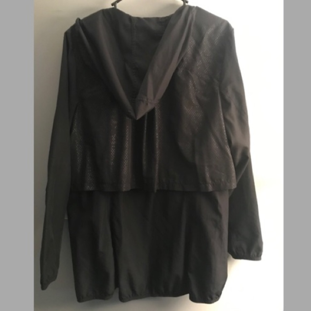 Windbreaker - Picture 2 of 3